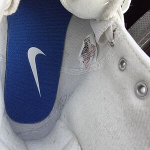 Nike Blazer Roam Mid FQ9065-100 Summit White Light Bone Women's Size 7.5